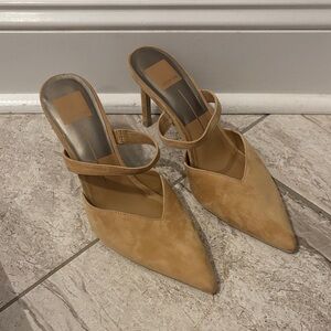 Dolce Vita Tan Pointed Heels